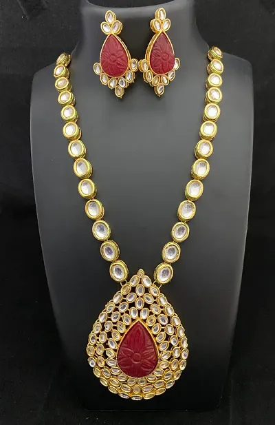 Stylish Brass Jewellery Set For Women