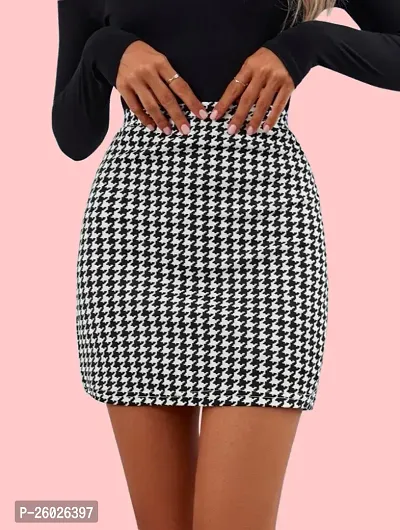 Stylish Polyester Solid Mini Skirt for Women (17Inches)