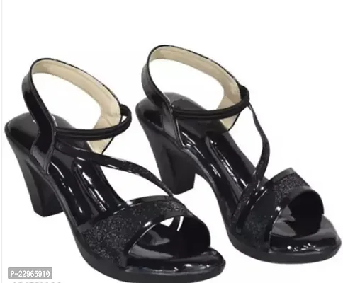 Stylish Black Patent Leather Self Design Heels For Women
