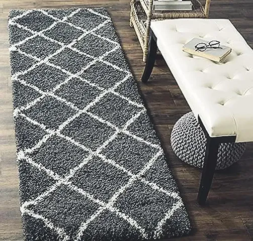 Yazlyn Collection Geometric Traditional Shaggy Rug