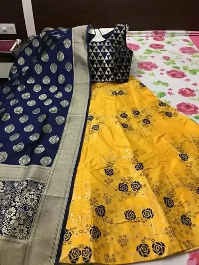 Women's Banarasi Brocade Lehenga Choli & Dupatta