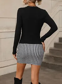 Casual Polyester Blend Houndshooth Print Stylish Mini Skirt For Women (17Inches)-thumb1