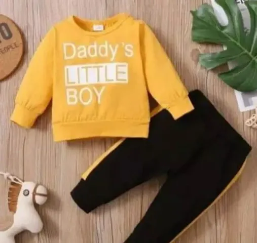 Text Print T Shirt and Pant Set for Boys