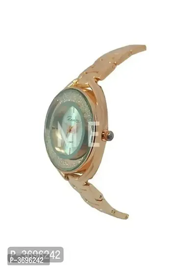 Women's Golden Analog Watch With Metal Strap-thumb2