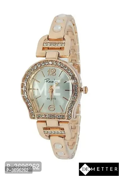 Women's Golden Analog Watch With Metal Strap-thumb0