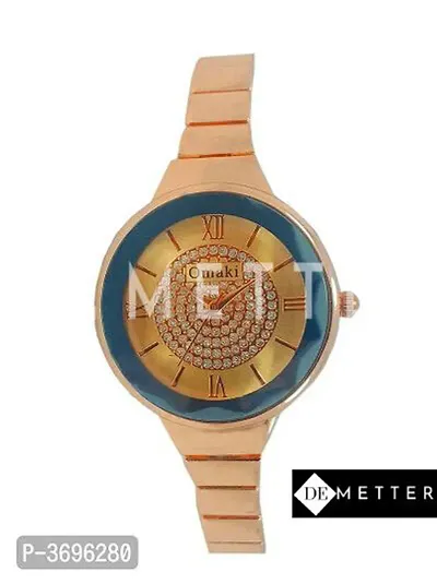 Women's Analog Watch With Metal Strap