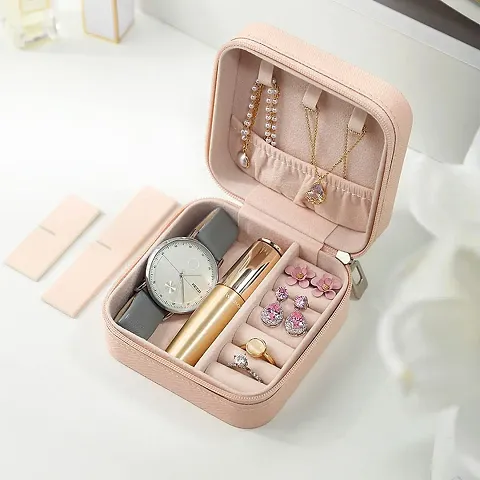 Portable Artficial Leather Solid Jewellery Storage Box