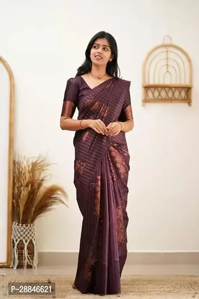 Stylish Purple Silk Blend Saree With Blouse Piece For Women-thumb4