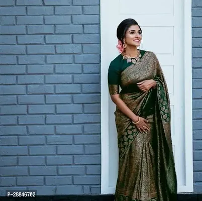 Stylish Green Silk Blend Saree With Blouse Piece For Women-thumb0