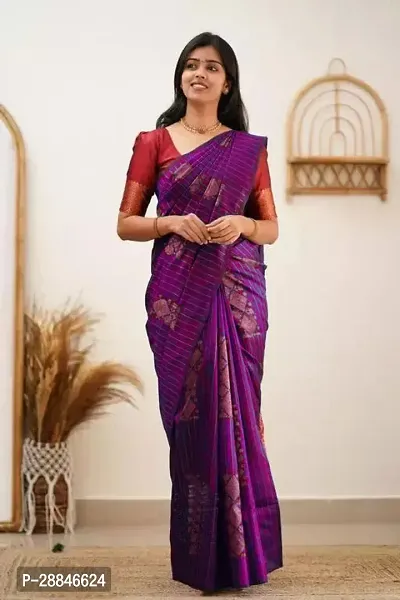 Stylish Purple Silk Blend Saree With Blouse Piece For Women-thumb2