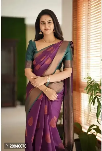 Stylish Purple Silk Blend Saree With Blouse Piece For Women-thumb0