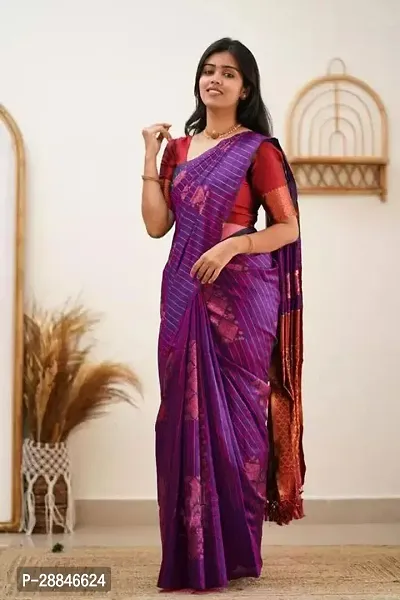 Stylish Purple Silk Blend Saree With Blouse Piece For Women-thumb4