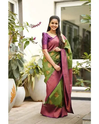 Sttylish Women Silk Blend Saree with Blouse Piece