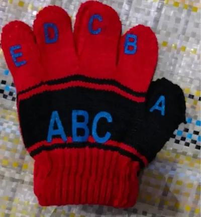 Fabulous Solid Gloves For Infants