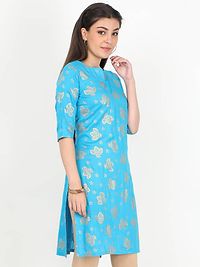 Women Viscose Self Patterns Straight Kurta-thumb2