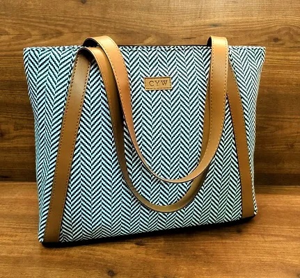 DIAGONAL STRAP  CHEV TOTE