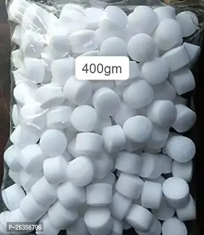 plain Napthalene balls for good fragnance and bectria. mainly used for almirah ,bathrooms,shoe racks