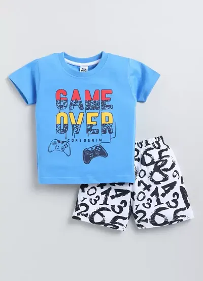 Fabulous Printed Clothing Set For Boys