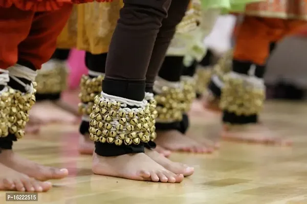 Shimmering Off White Brass Anklet Salangai For Women