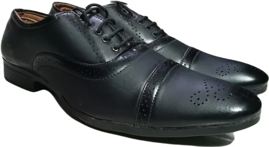 Classy Synthetic Leather Solid Formal Shoes For Men