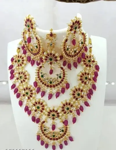 Trendy Jewellery Set 