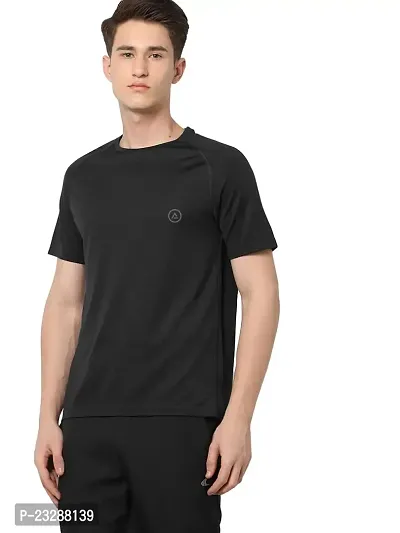 Rad prix Men Black Textured Sports T-Shirt