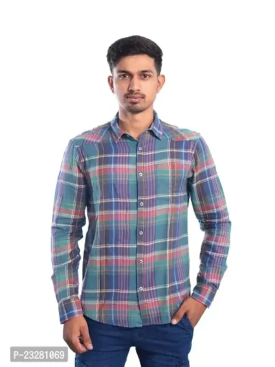 Rad prix Men Green Checkered Casual Cotton Shirt