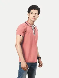 Rad prix Men Pink Cotton Contrast Tipping Zipper Polo T-Shirt-thumb1