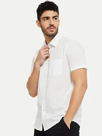 Rad prix Men Solid White Smart Casual Cotton Shirt-thumb1