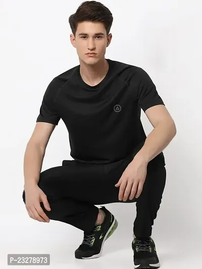 Rad prix Men Black Textured Sports T-Shirt-thumb2