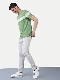 Rad prix Men Green Colour-Blocked Stripe Loose fit T-Shirt-thumb1