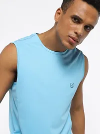 Rad prix Men Light Blue Solid Crew Neck Sports T-Shirt-thumb1