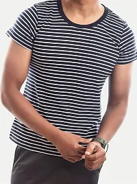 Rad prix Men Black and White Stripe Round-Neck T-Shirt-thumb2