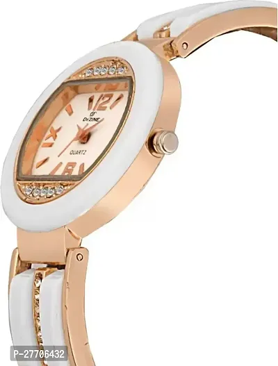 Trendy Multicolor Metal Analog Watch For Women-thumb0