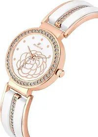 Trendy Multicolor Metal Analog Watch For Women-thumb1