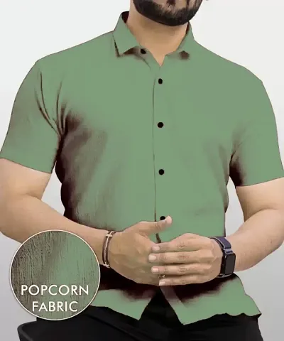 Men Regular Fit Solid Spread Collar Casual Popcorn Shirt