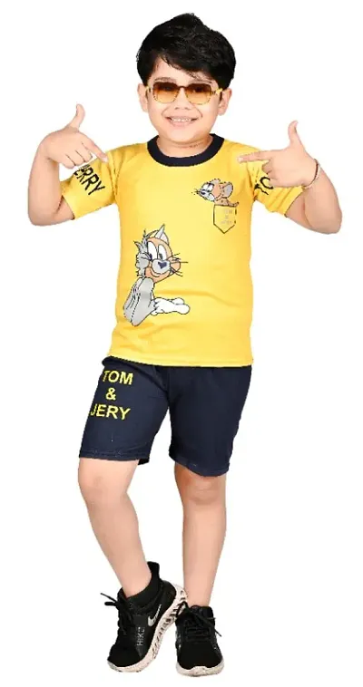 BOYS T-SHIRT WITH HALF PANT SET