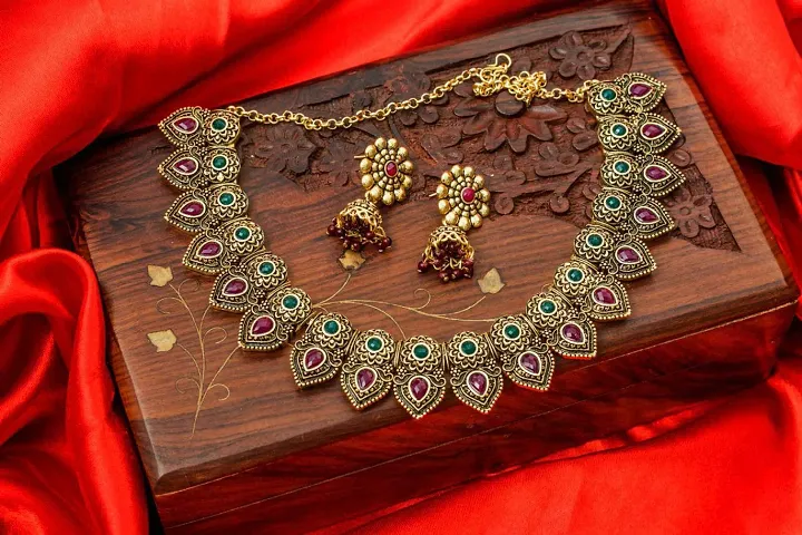 Attractive Fashion Copper Choker Jewellery Set