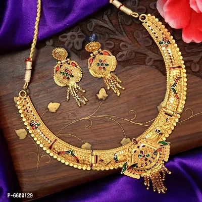 Alloy Golden Designer Necklace Set