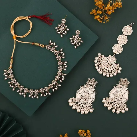 Must Have Jewellery Set 