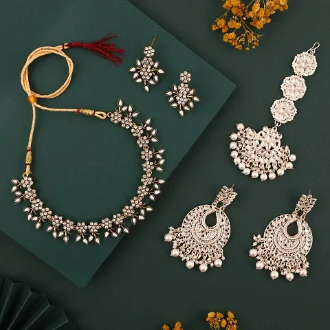 Must Have Jewellery Set 