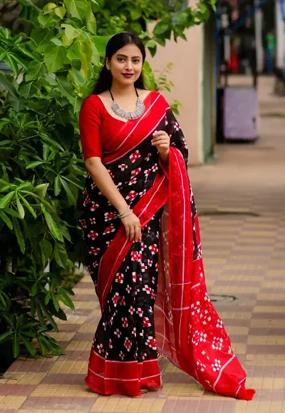 Alluring Cotton Saree with Blouse piece 