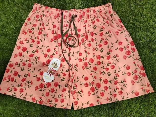 Trendy Attractive Floral Print Shorts for Women