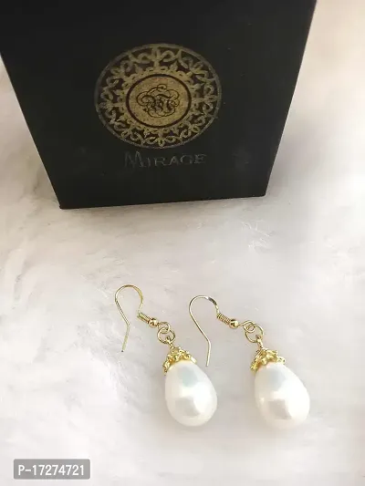 Mirage - simple golden pearl earrings-thumb2