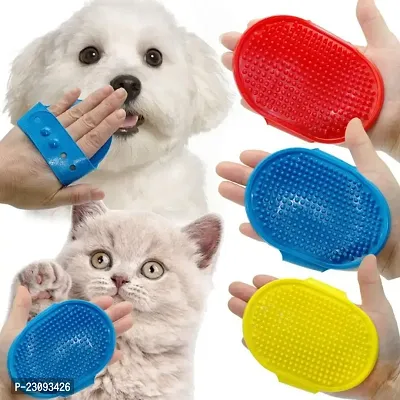 SET PET Dog Bath Palm Glove for Shampoo Washing Soothing Massage with Rubber Bristles Comb for Dogs  Cats - 1 Piece (Colour May Vary)