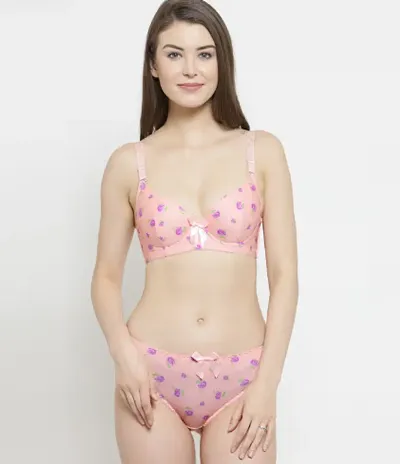 Quttos Elegant Floral Print Bra Panty Set