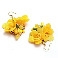 Maheev Yellow Flowers Jewellery Set For Haldi-thumb4