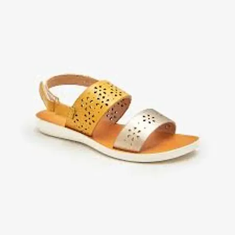 Elegant Rubber Sandals For Women