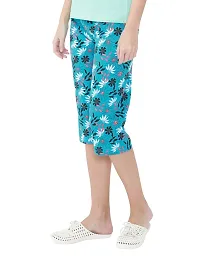 Stylish Blue Cotton Printed Night Capris For Women-thumb2