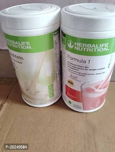 Herbalife nutrition formula 1 shake strawberry and milk mix Shakemate
